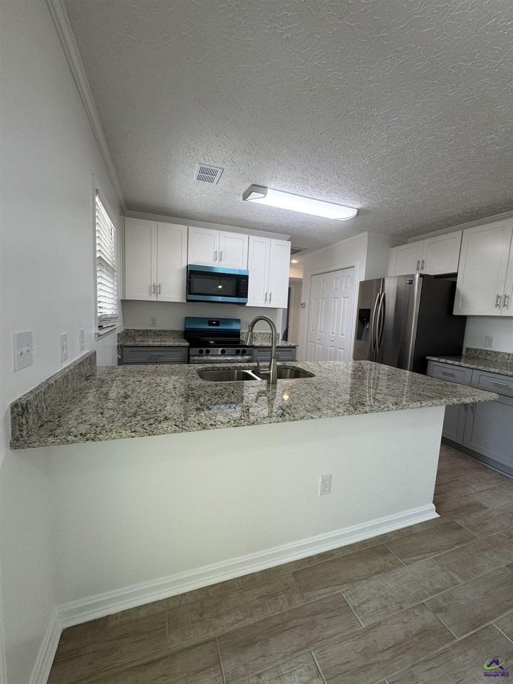 125 Wingate Cir - Photo 6 of 21