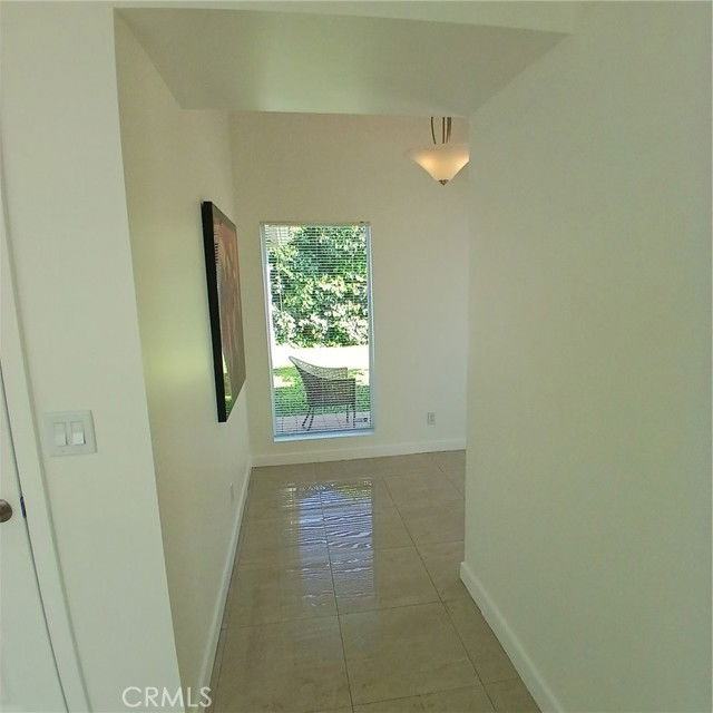 16043 San Fernando Mission Blvd - Photo 7 of 8