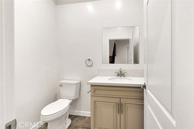 569 E Cypress Ave - Photo 7 of 8