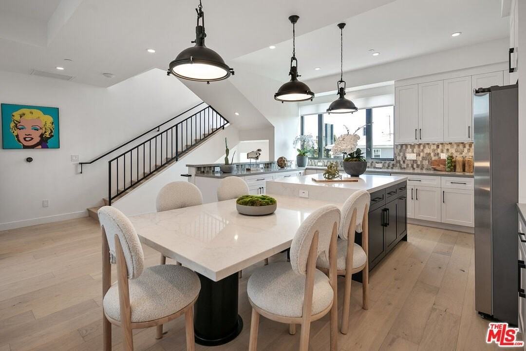 5164 W Mid City Ct - Photo 4 of 16