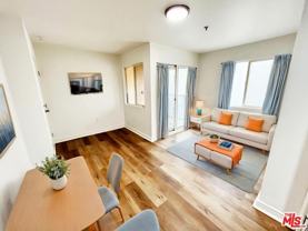 2637 S Manhattan Pl Apt 3 #Apt 3 - Photo 1 of 1
