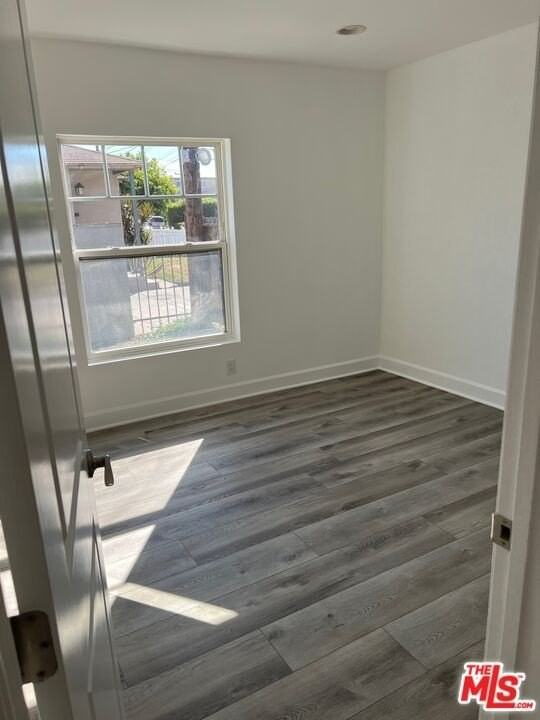 13636 Cerise Ave Unit 1/2 - Photo 3 of 19