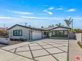 7630 W 91st St - Photo 1 of 1