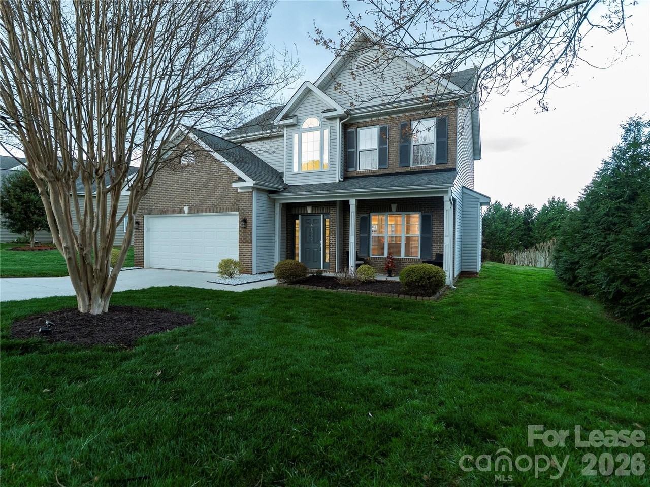 1990 Trace Creek Dr - Photo 2 of 17