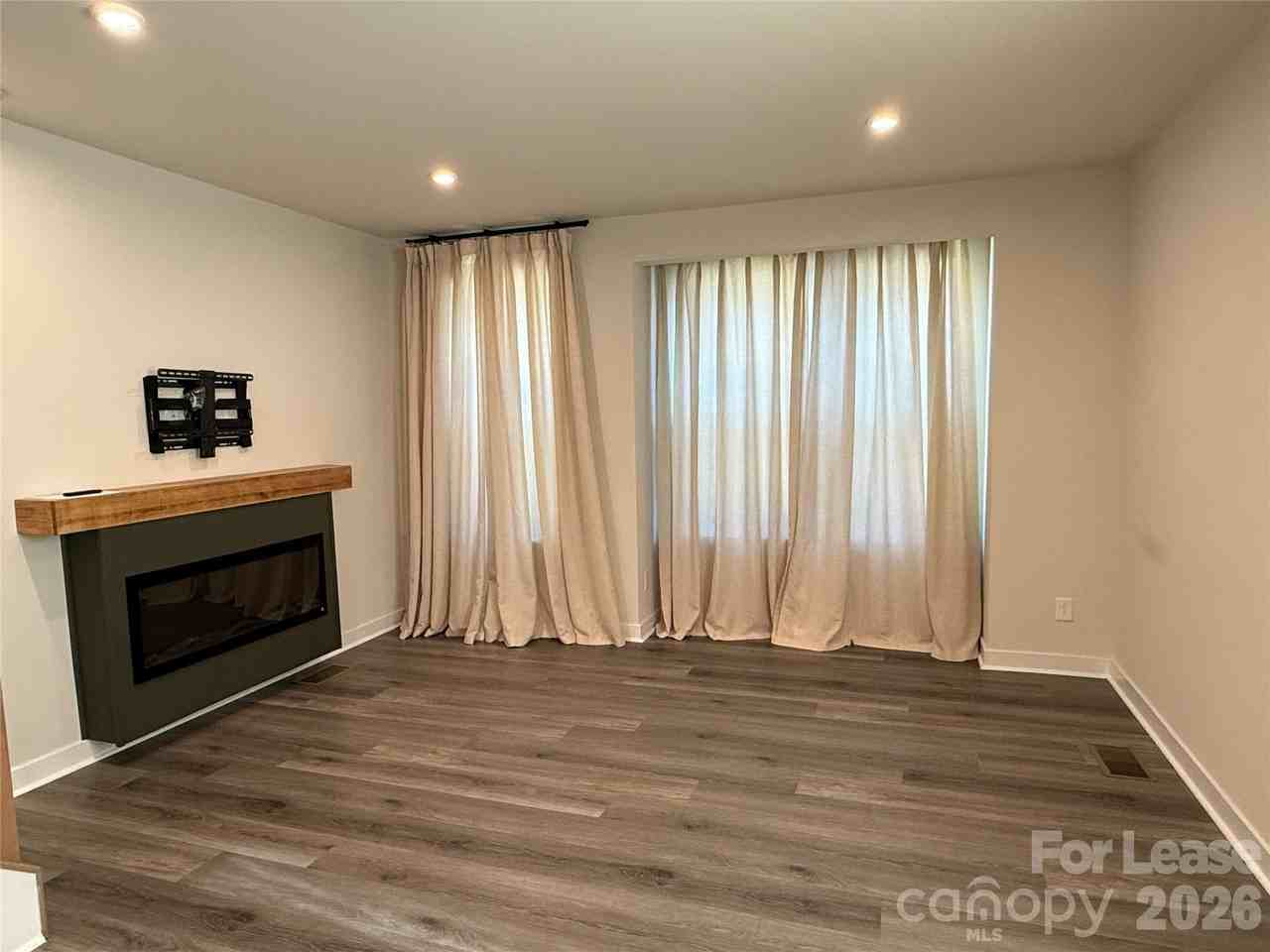 4002 Citra Ln - Photo 4 of 18