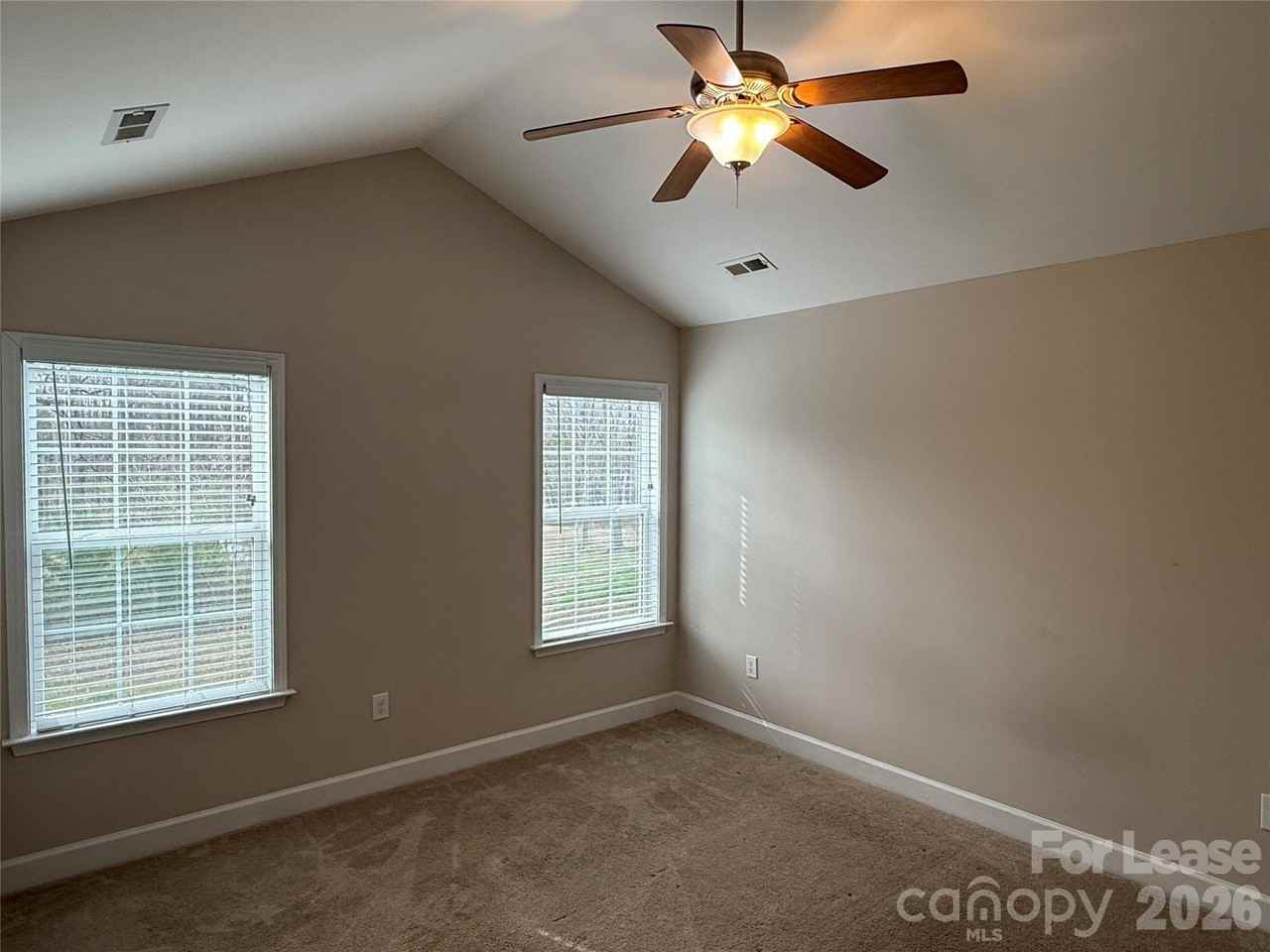 2550 No Mans Ave - Photo 6 of 15