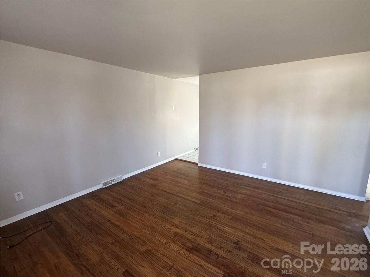 2544 Abelwood Rd - Photo 2 of 9