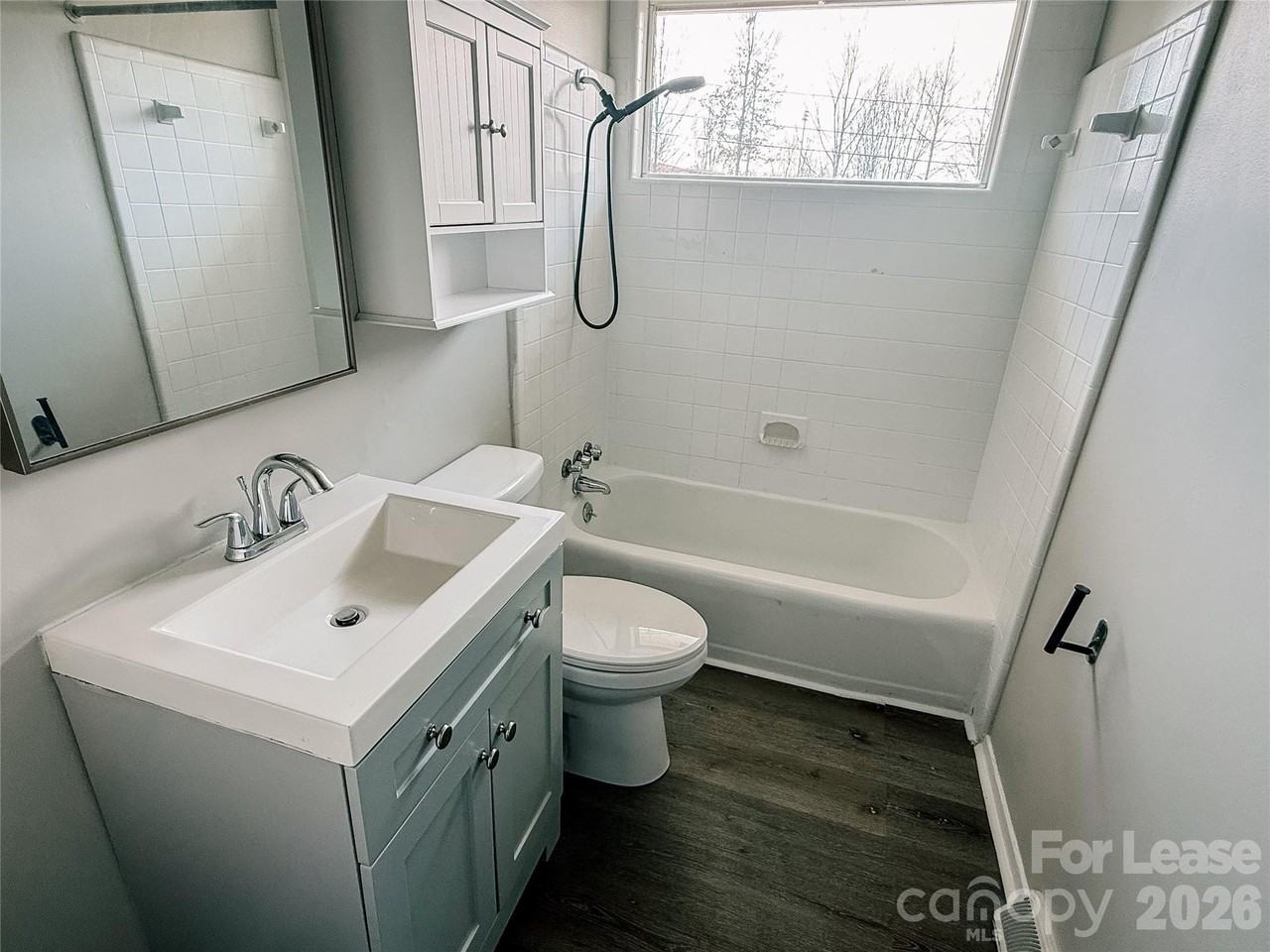 2544 Abelwood Rd - Photo 7 of 9