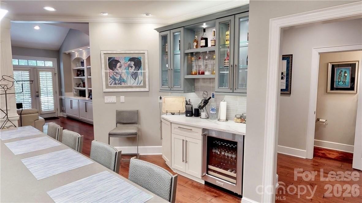 3112 Ethereal Ln - Photo 6 of 37