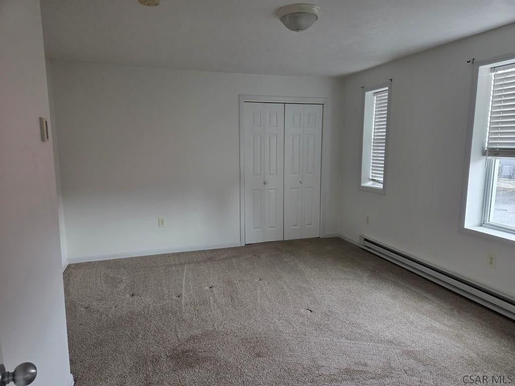 788 N Center Ave - Photo 4 of 5