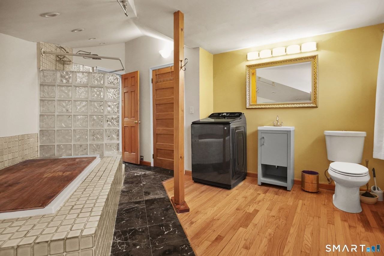 45 W North St #2 - Photo 4 of 18