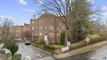 featured image of 70 Strawberry Hill Ave Apt 2-2e