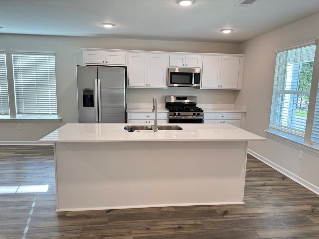 116 Asbury Park Dr - Photo 5 of 21