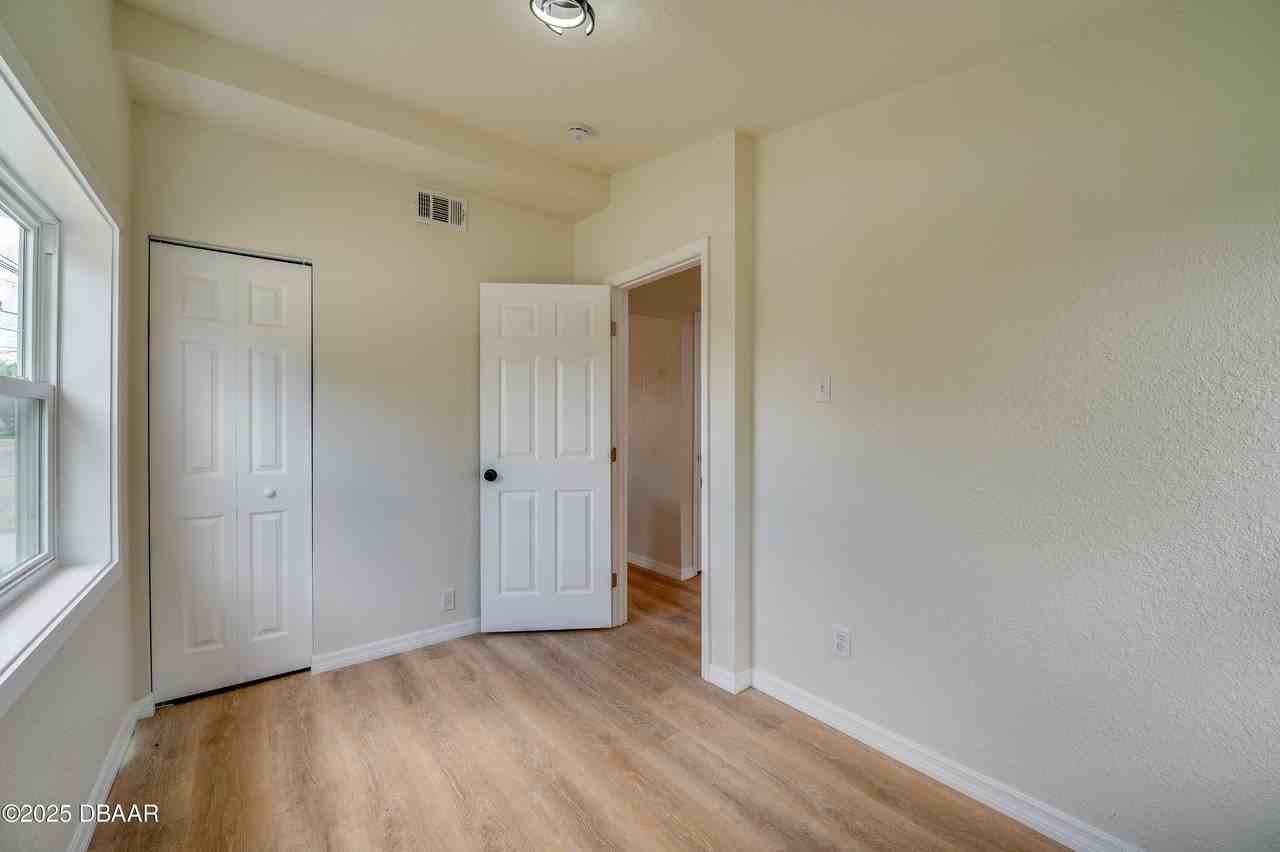259 Jefferson St Apt 1 - Photo 6 of 11