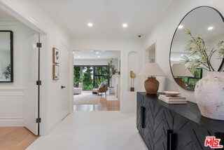 11346 Thurston Pl - Photo 4 of 8