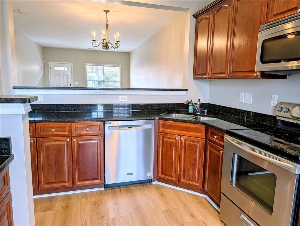 354 Guibor Ct Nw - Photo 4 of 20