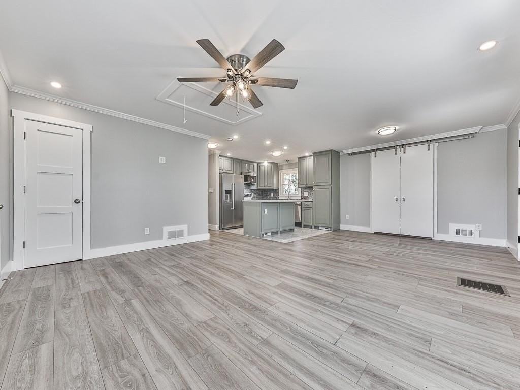 2406 Pine Dr Nw - Photo 3 of 23