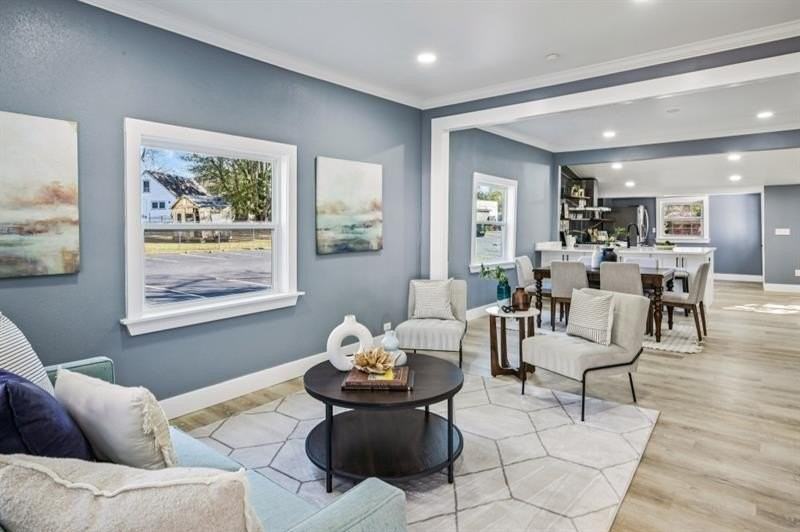 1504 Hardin Ave - Photo 4 of 50