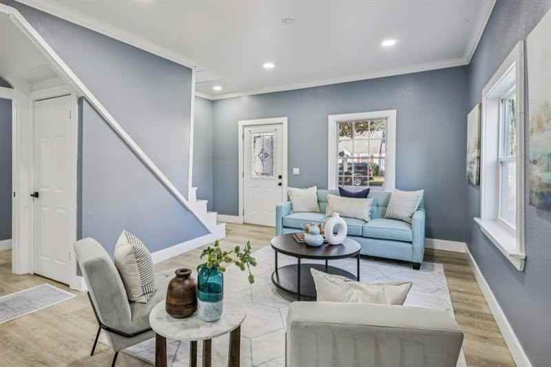 1504 Hardin Ave - Photo 6 of 50