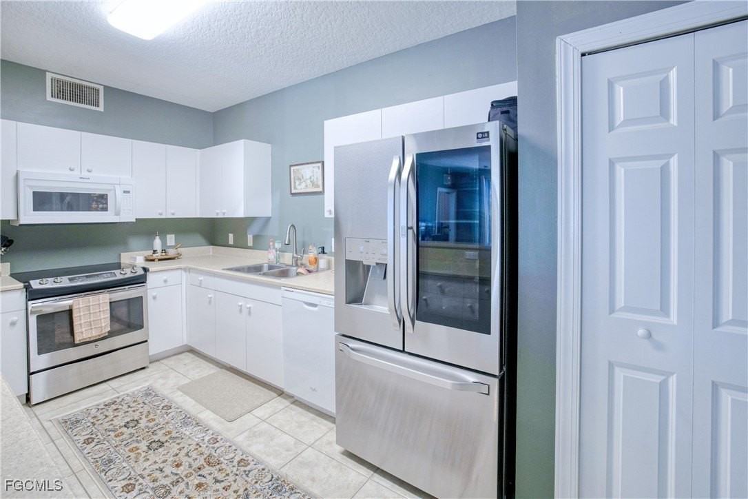 1040 Hancock Creek South Blvd Apt 101 - Photo 7 of 27