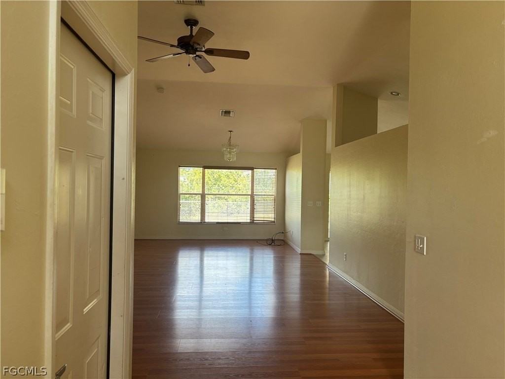 4620 Varsity Cir - Photo 4 of 12