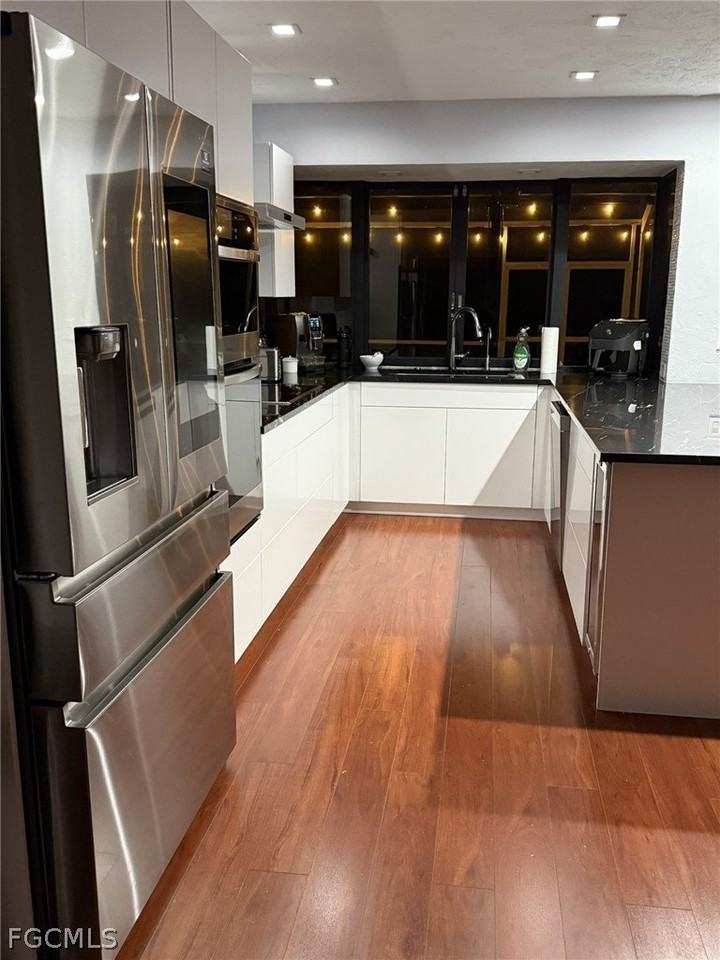 3410 Se 11th Pl - Photo 4 of 23