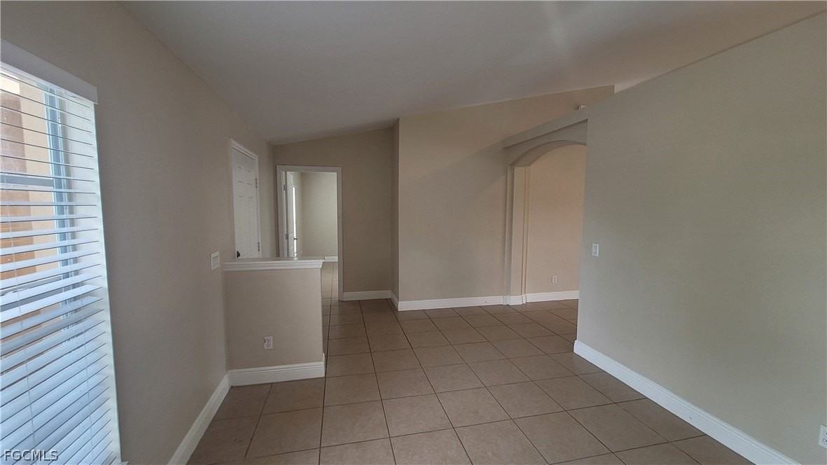 1225 Nw 26th Pl - Photo 4 of 30