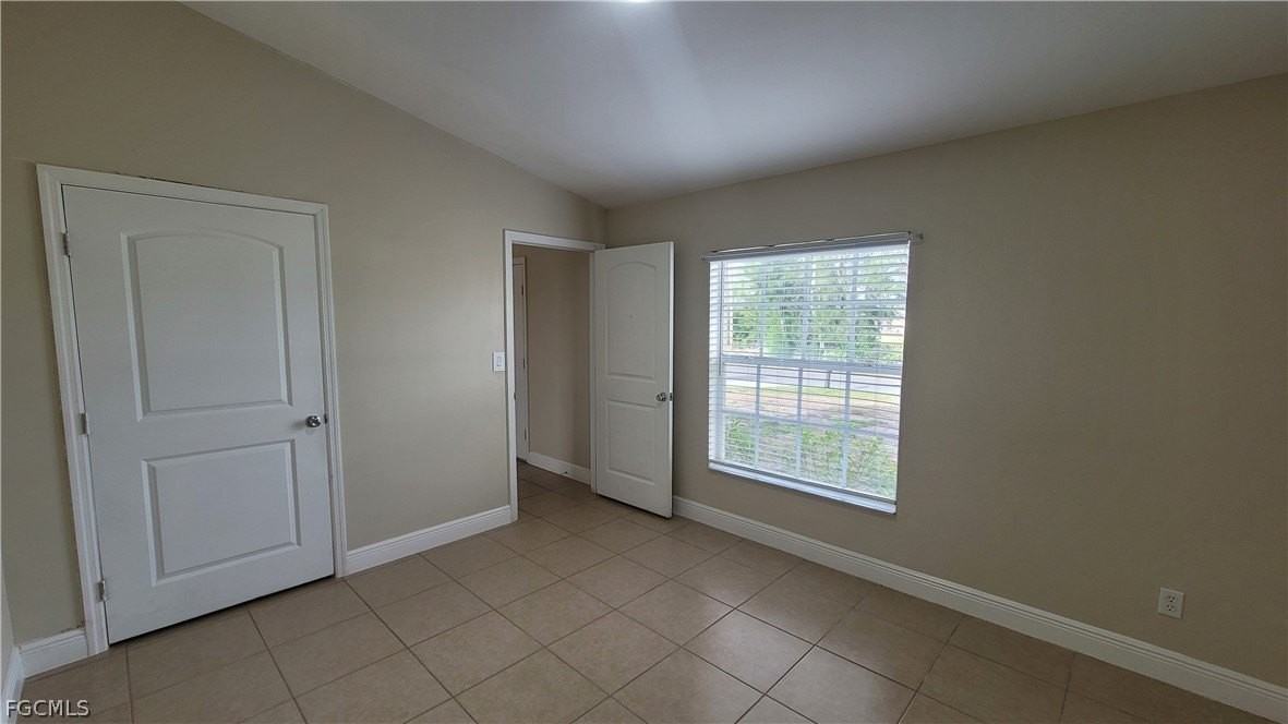 1225 Nw 26th Pl - Photo 6 of 30