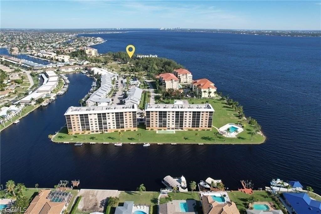 4280 Se 20th Pl Apt 207 - Photo 3 of 24