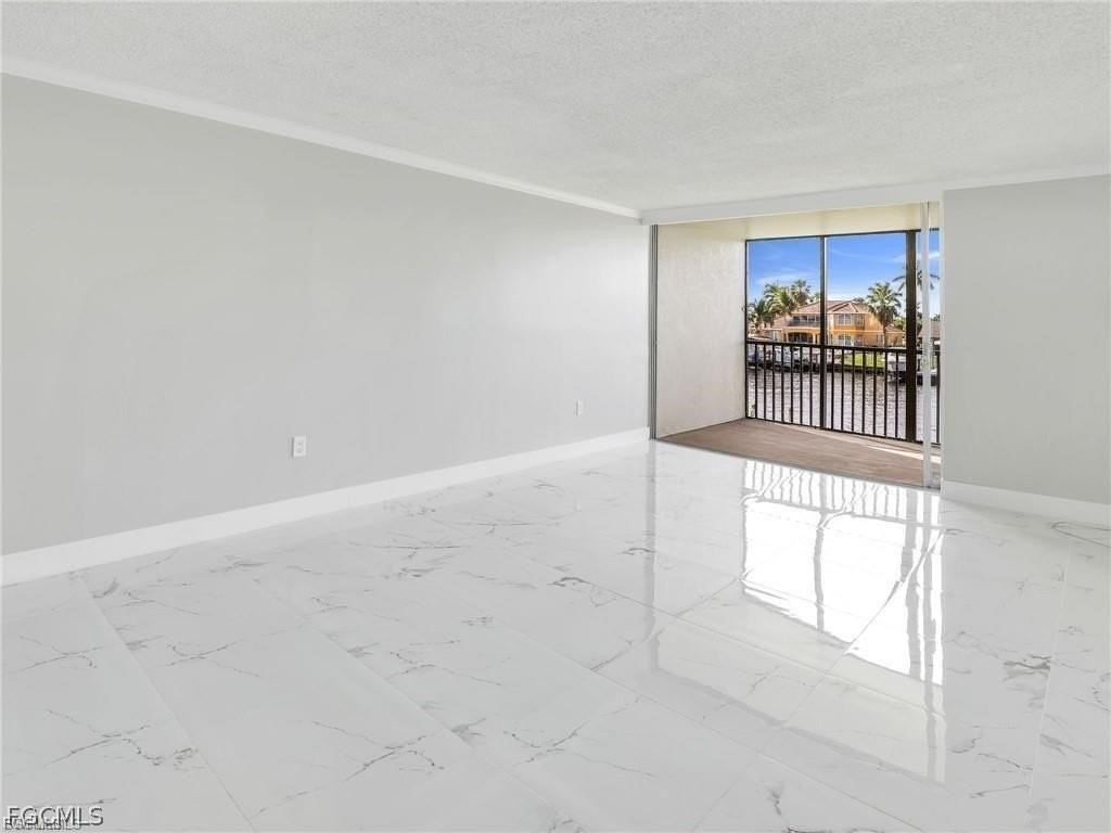 4280 Se 20th Pl Apt 207 - Photo 6 of 24