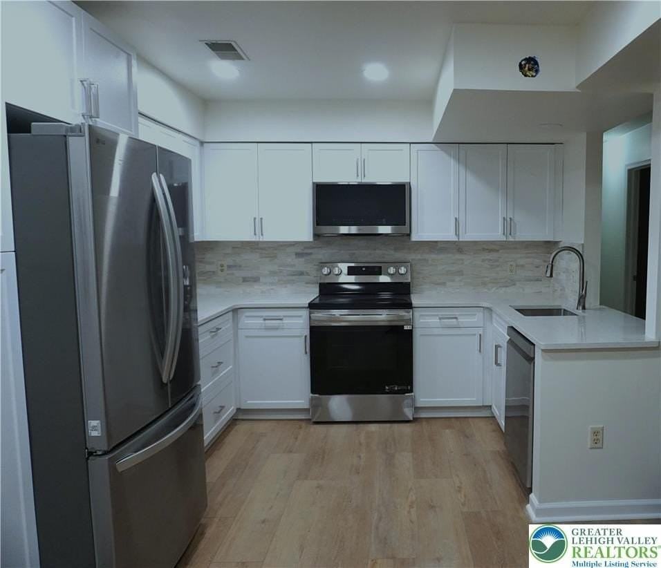 4651 Cheryl Dr - Photo 4 of 22