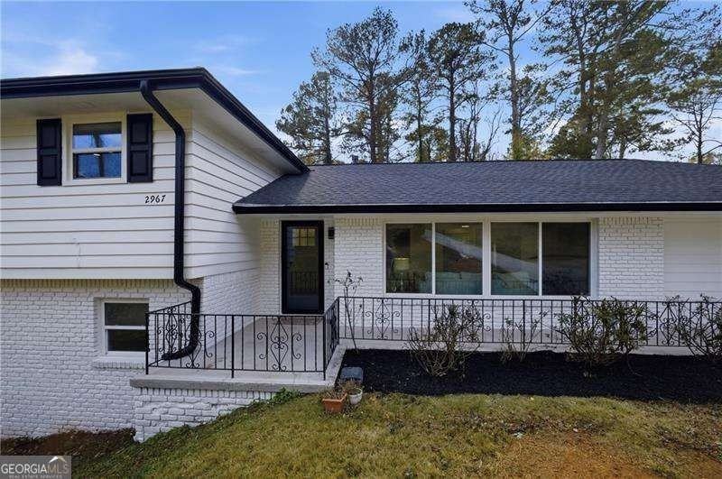 2967 Flat Shoals Rd - Photo 4 of 37