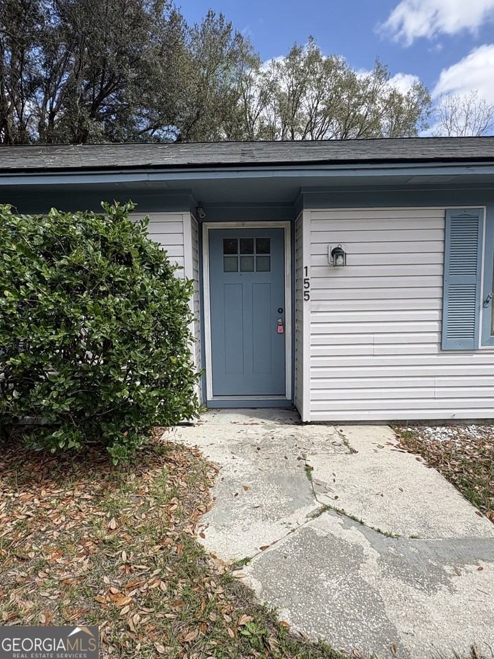 155 W Woodhaven Dr - Photo 2 of 20