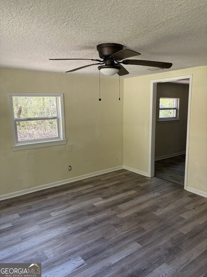 307 Finley St - Photo 3 of 17