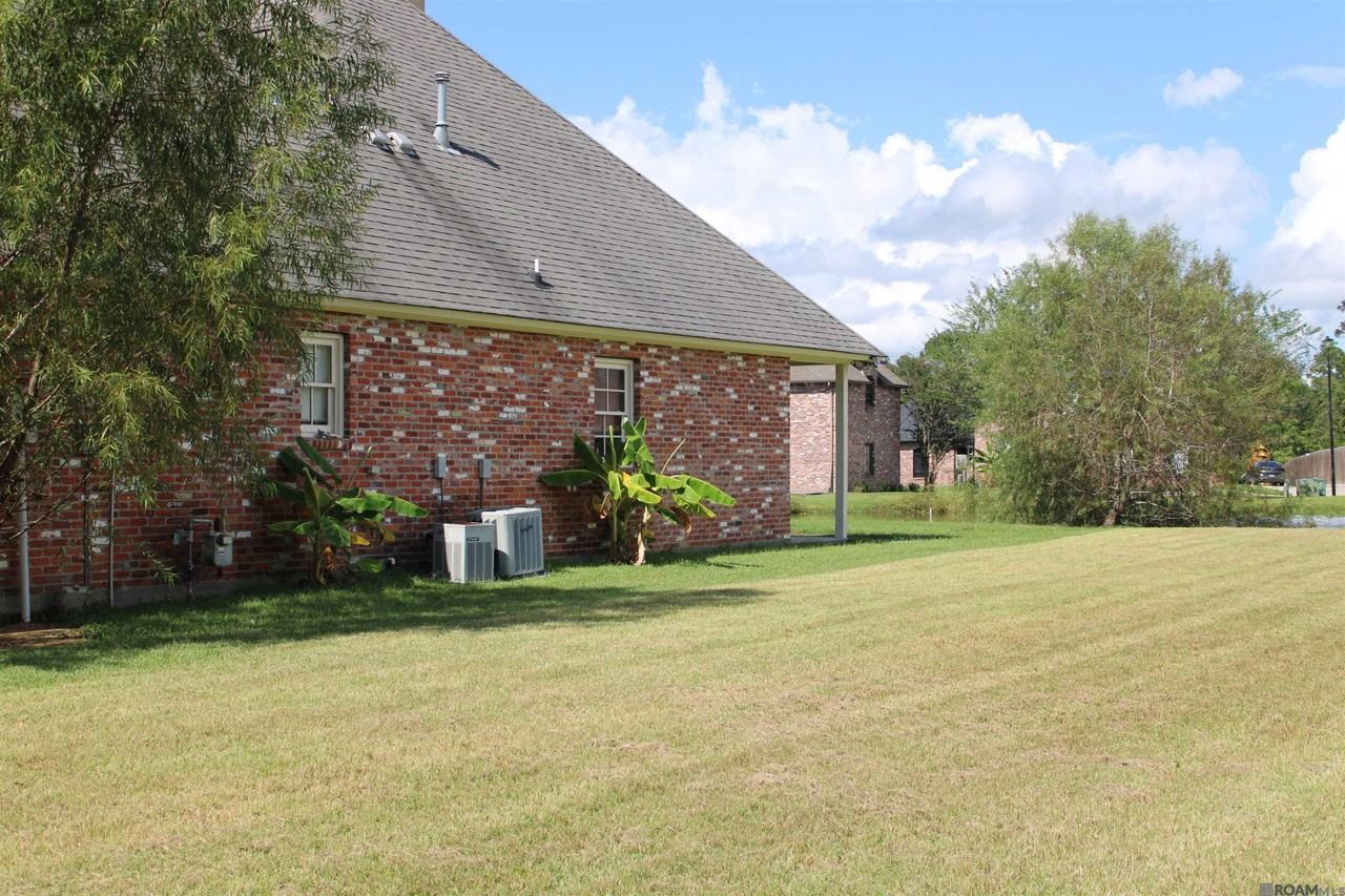 19435 S Harrells Ferry Rd - Photo 3 of 10