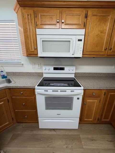 209 Kimberly Ct - Photo 4 of 21