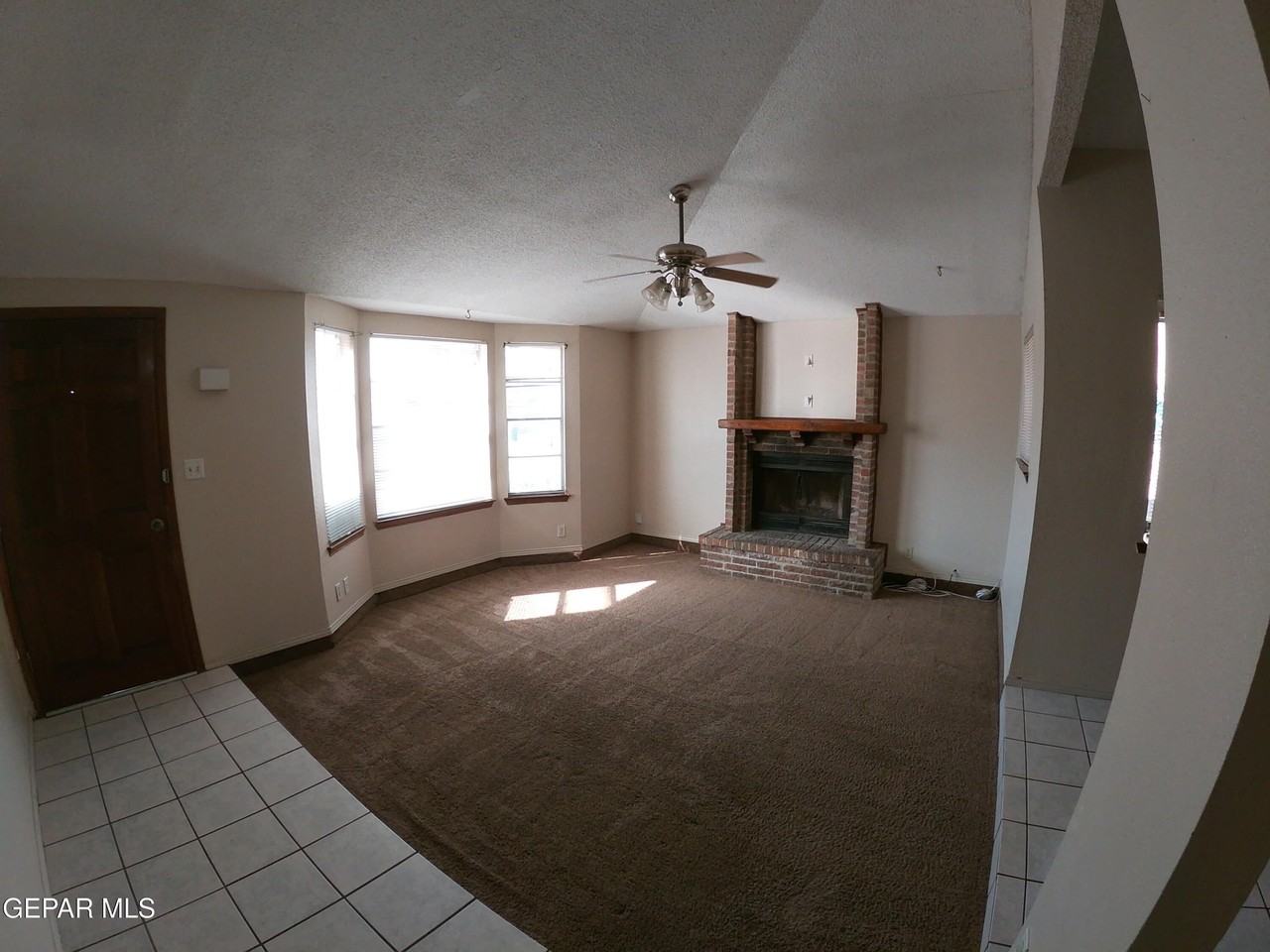 2241 Sea Gull Dr - Photo 5 of 37