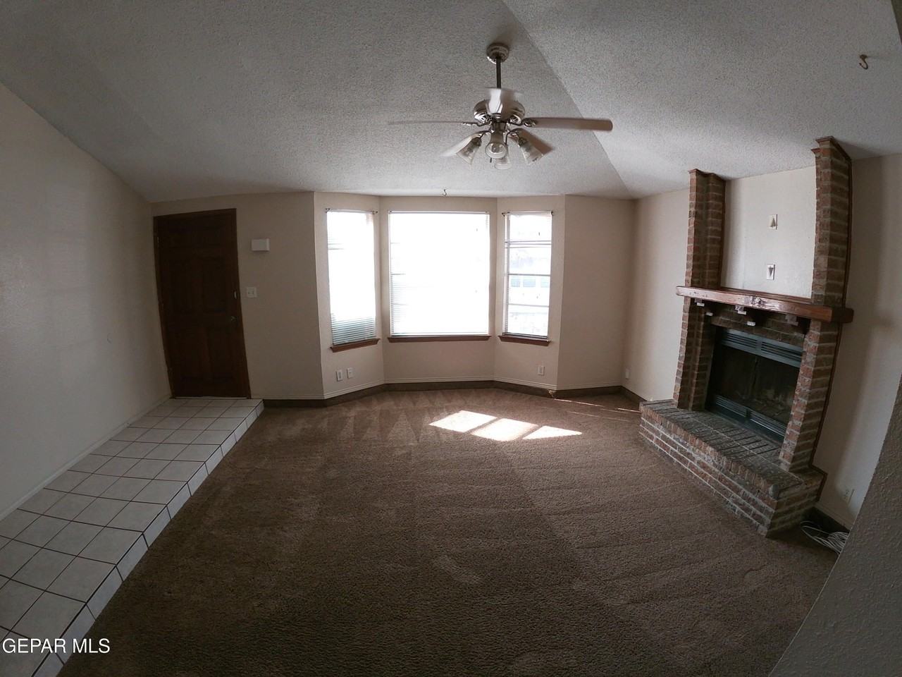 2241 Sea Gull Dr - Photo 6 of 37