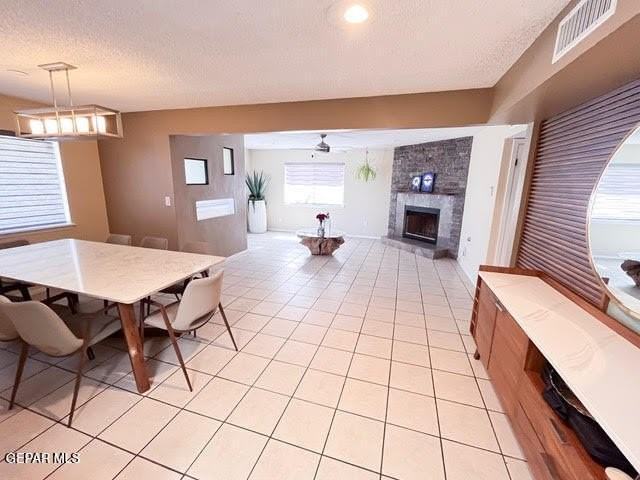 1817 Ed White Way - Photo 2 of 19