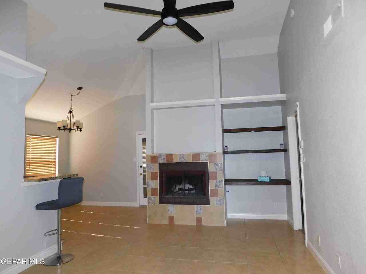 8609 Pilgrimage Cir - Photo 5 of 37