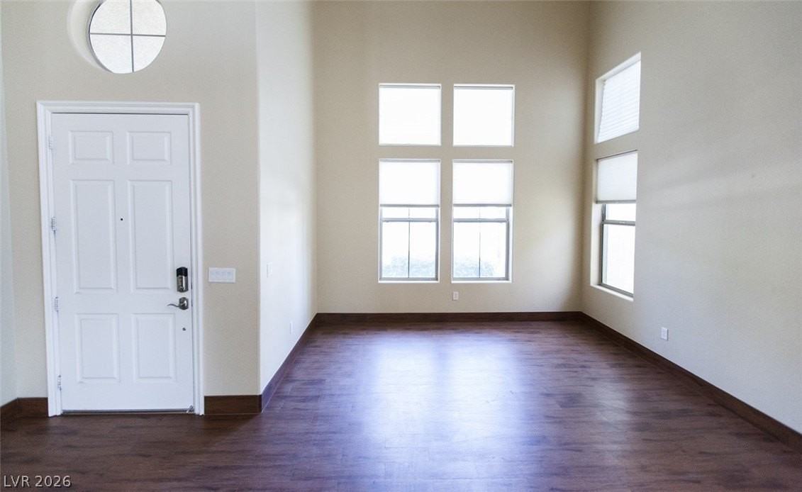 231 Arbour Garden Ave - Photo 7 of 48