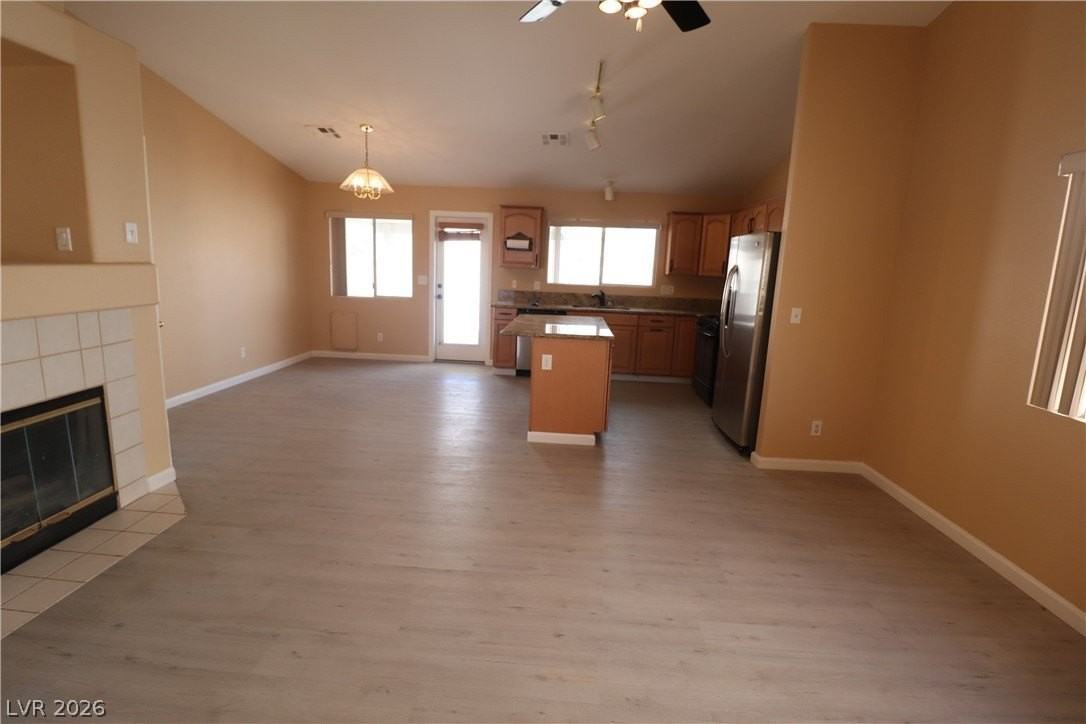 2110 Paterno Ave - Photo 5 of 20