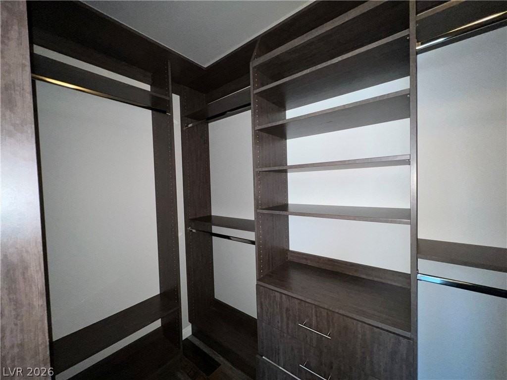 10804 Leatherstocking Ave - Photo 3 of 19