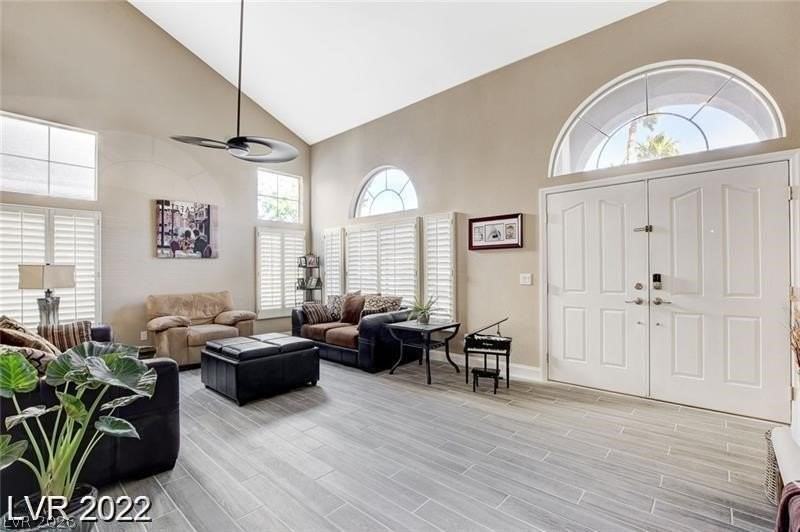 7 Old Lake Cir - Photo 4 of 40