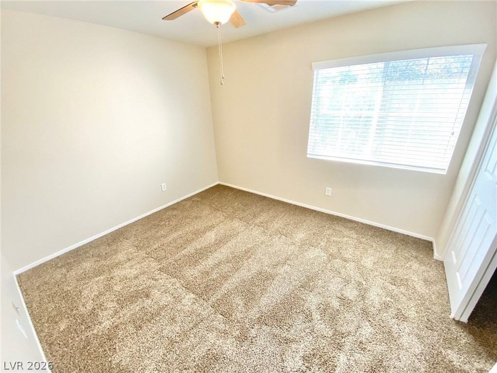 1015 Maple Pines Ave - Photo 6 of 36