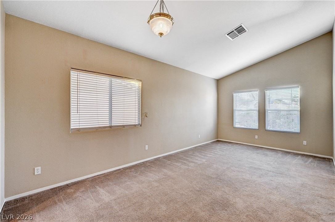 3020 Mastercraft Ave - Photo 4 of 25