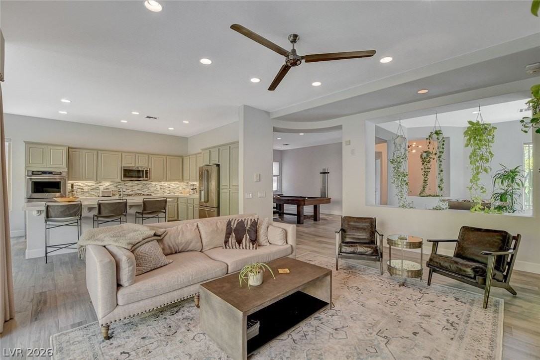 49 Feather Sound Dr - Photo 5 of 50