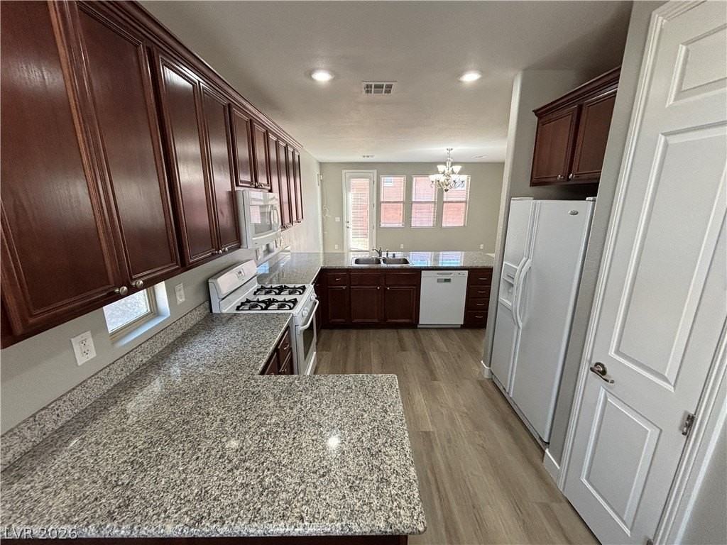 10741 Leatherstocking Ave - Photo 4 of 50