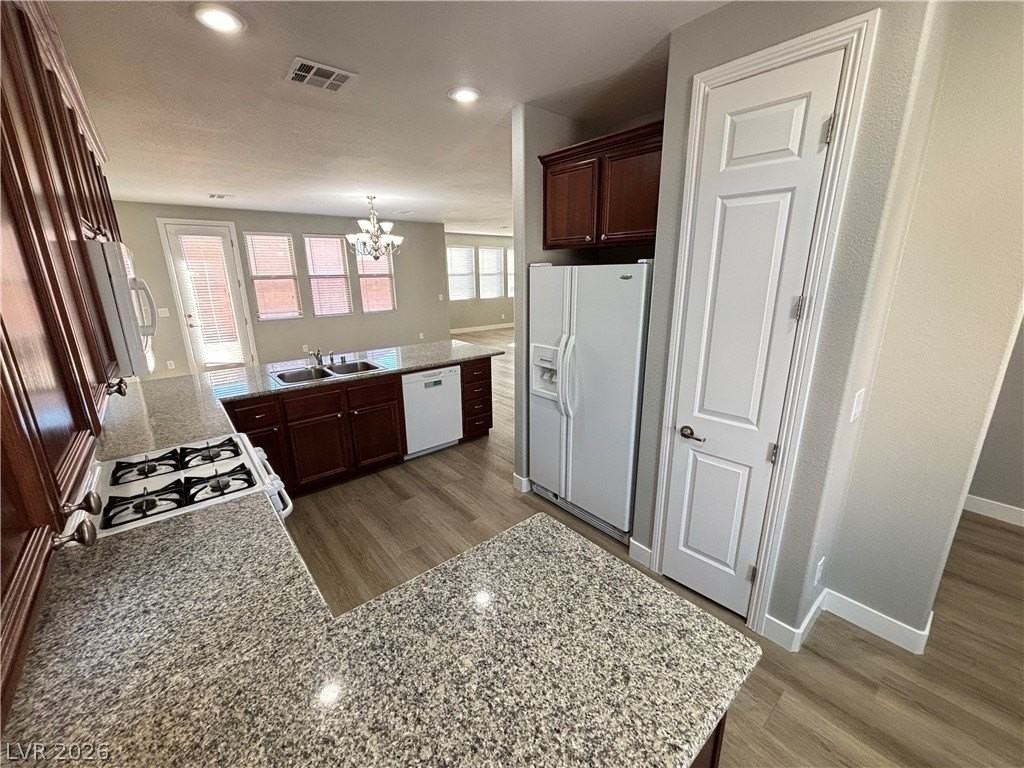 10741 Leatherstocking Ave - Photo 5 of 50