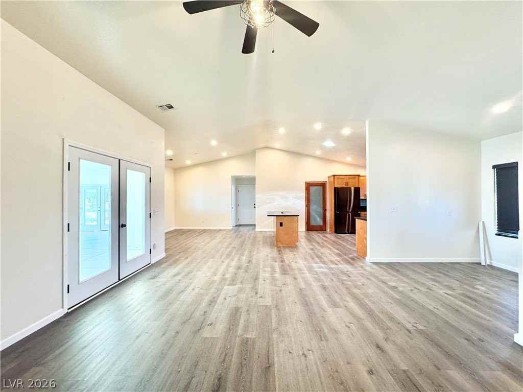 5420 N Blagg Rd - Photo 6 of 23